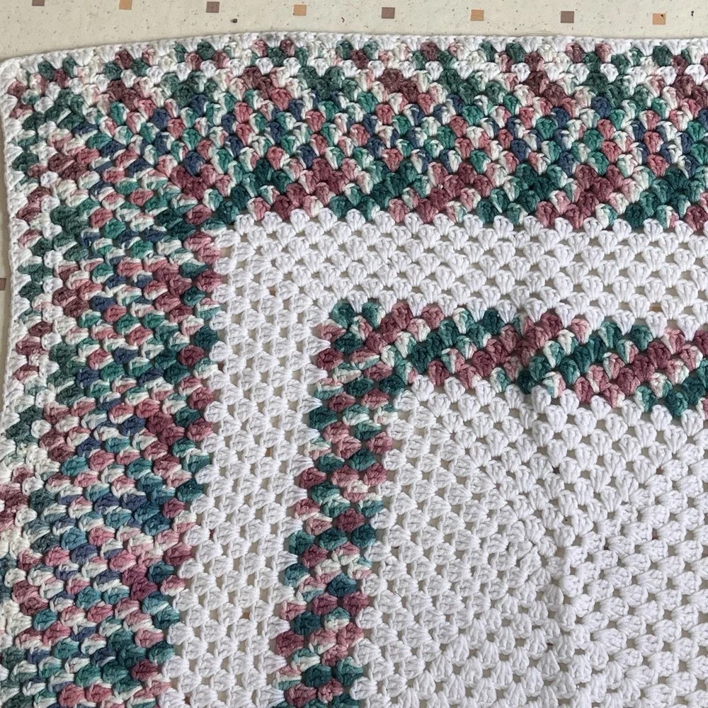 Handmade Vintage Crochet Baby Lap Afghan Blanket Throw 35
